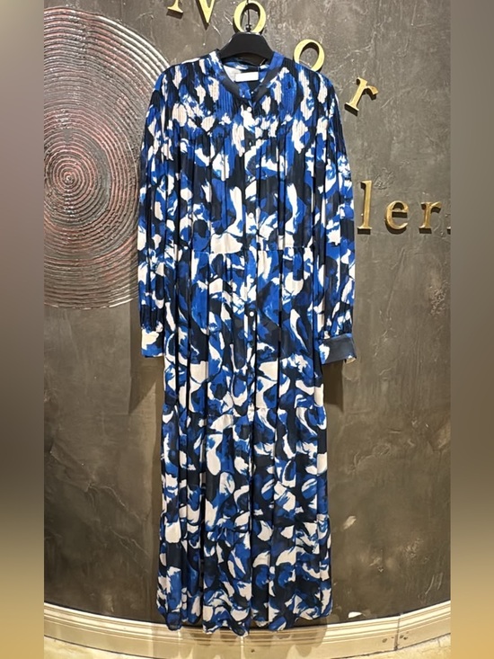 Day Birger Et Mikkelsen Dresses & Skirts - Day Birger et Mikkelsen Pleated Blue floral Maxi Dress Long Sleeve size US 4